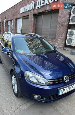 Універсал Volkswagen Golf 2010 в Києві