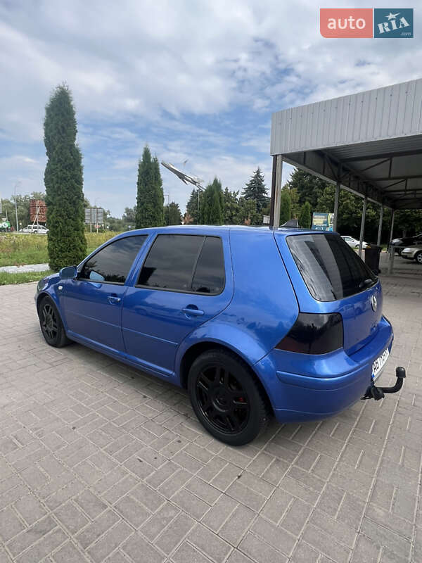 Хетчбек Volkswagen Golf 1999 в Дубні