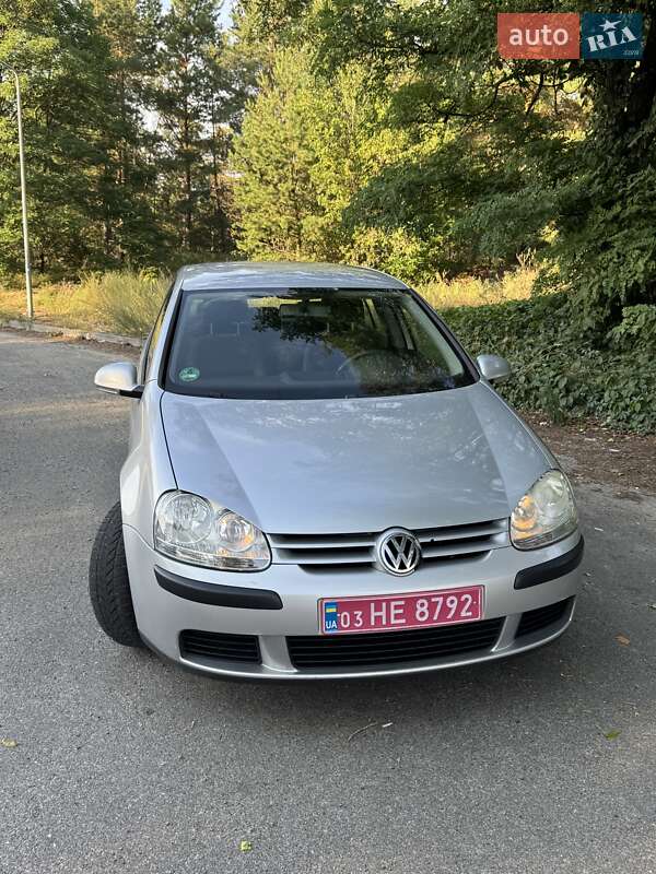 Volkswagen Golf 2005