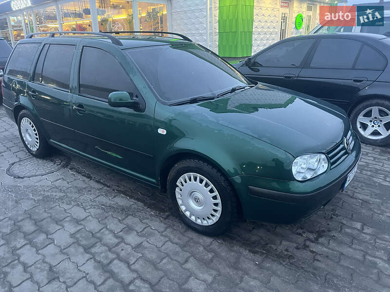 Універсал Volkswagen Golf 1999 в Володимирі