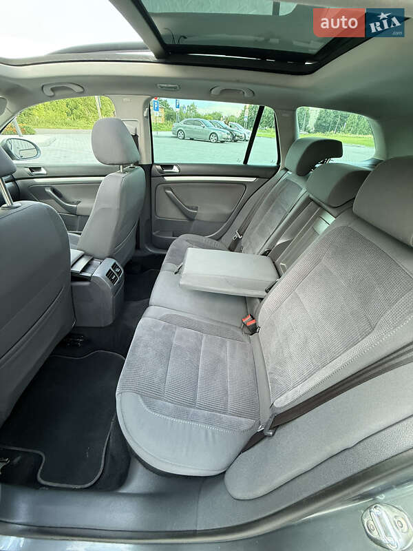 Універсал Volkswagen Golf 2007 в Полтаві