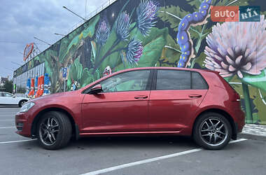 Хэтчбек Volkswagen Golf 2012 в Киеве