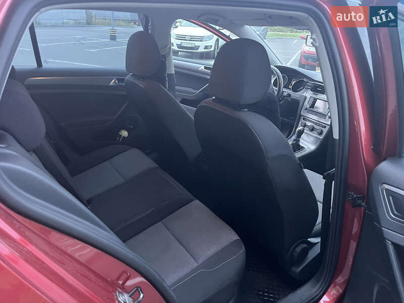 Хэтчбек Volkswagen Golf 2012 в Киеве фото 10 Хэтчбек Volkswagen Golf 2012 в Киеве