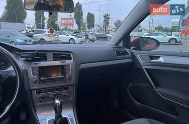 Хэтчбек Volkswagen Golf 2012 в Киеве