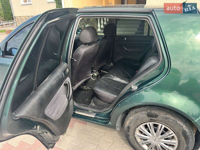 Хэтчбек Volkswagen Golf 1999 в Дунаевцах