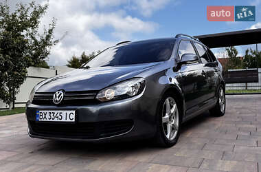 Универсал Volkswagen Golf 2010 в Хмельницком