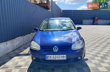 Хэтчбек Volkswagen Golf 2005 в Хмельницком