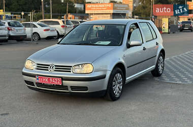 Хэтчбек Volkswagen Golf 2001 в Полтаве