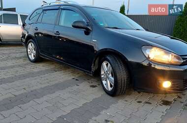 Універсал Volkswagen Golf 2012 в Іршаві