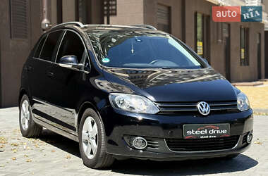 Хэтчбек Volkswagen Golf 2010 в Николаеве
