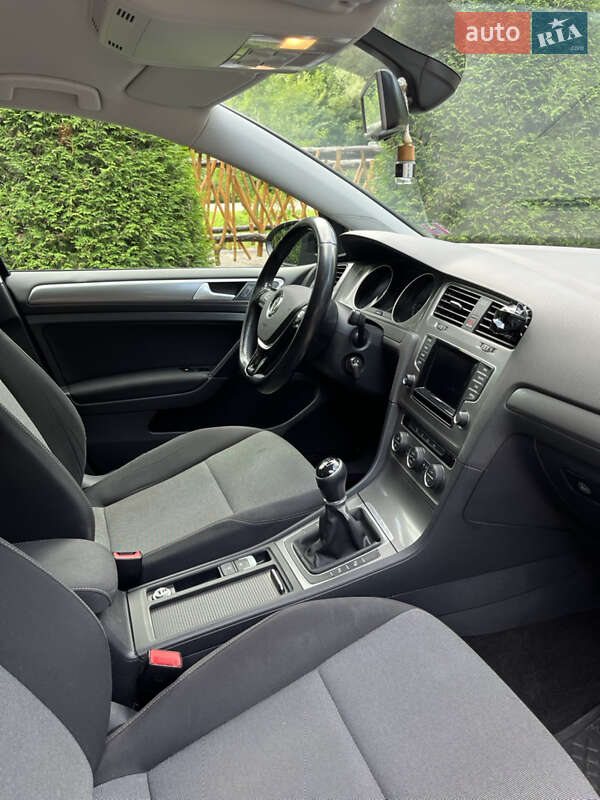 Універсал Volkswagen Golf 2014 в Трускавці