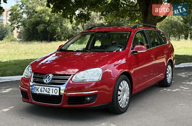 Универсал Volkswagen Golf 2008 в Ровно