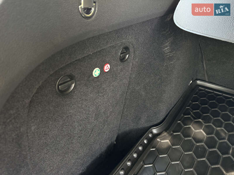 Універсал Volkswagen Golf 2008 в Рівному фото 39 Універсал Volkswagen Golf 2008 в Рівному