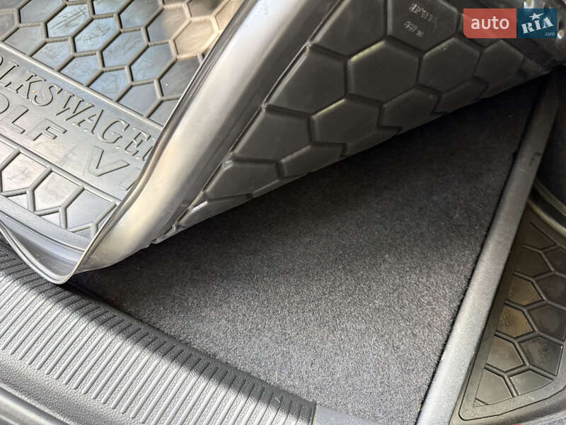 Універсал Volkswagen Golf 2008 в Рівному фото 41 Універсал Volkswagen Golf 2008 в Рівному