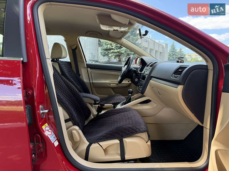 Універсал Volkswagen Golf 2008 в Рівному фото 44 Універсал Volkswagen Golf 2008 в Рівному