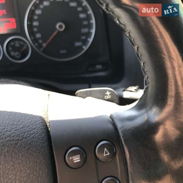 Універсал Volkswagen Golf 2009 в Хусті