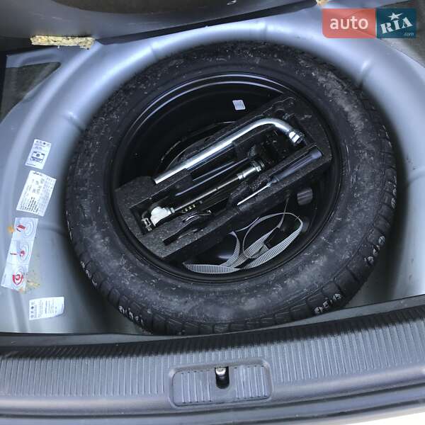 Універсал Volkswagen Golf 2009 в Хусті