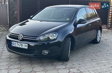 Хетчбек Volkswagen Golf 2009 в Мукачевому