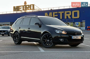 Универсал Volkswagen Golf 2011 в Житомире
