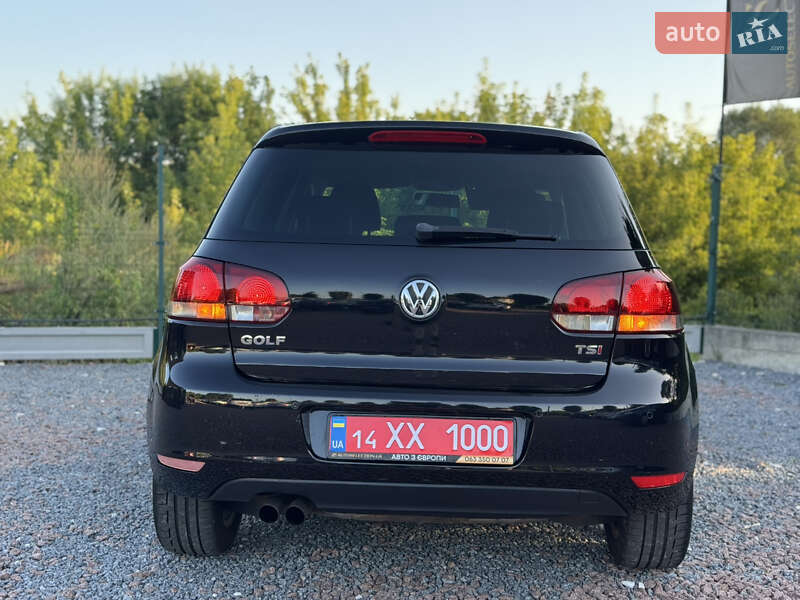 Хэтчбек Volkswagen Golf 2010 в Дрогобыче