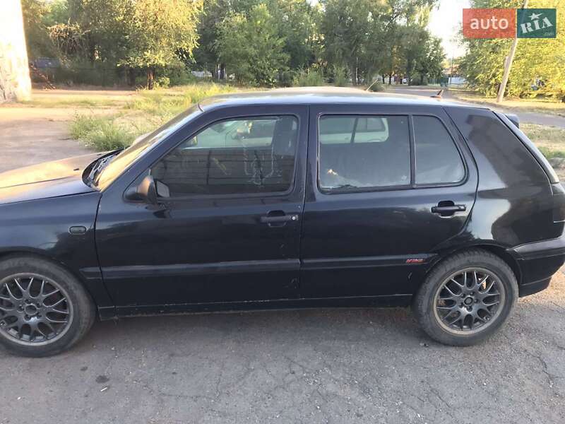 Хэтчбек Volkswagen Golf 1994 в Кривом Роге