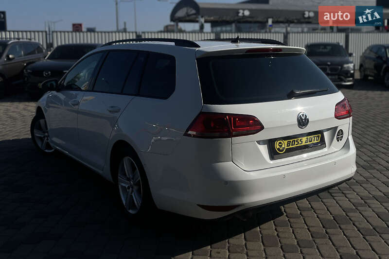 Универсал Volkswagen Golf 2014 в Мукачево