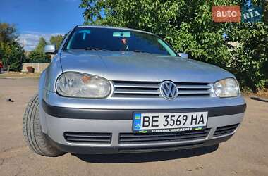 Хэтчбек Volkswagen Golf 2000 в Николаеве