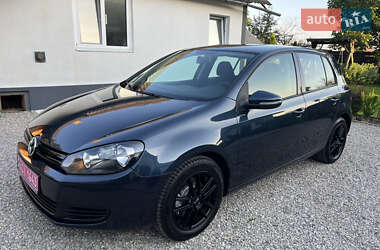 Хетчбек Volkswagen Golf 2009 в Калуші