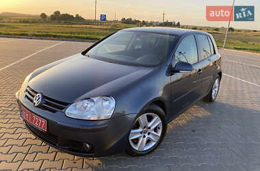 Хэтчбек Volkswagen Golf 2008 в Луцке