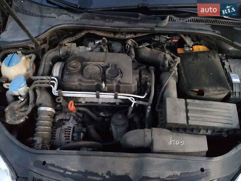 Універсал Volkswagen Golf 2008 в Луцьку