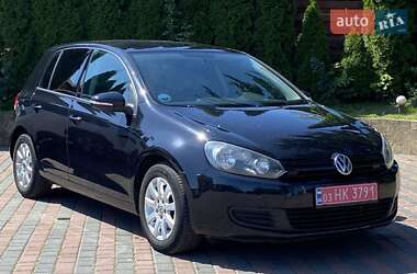 Хэтчбек Volkswagen Golf 2010 в Вознесенске