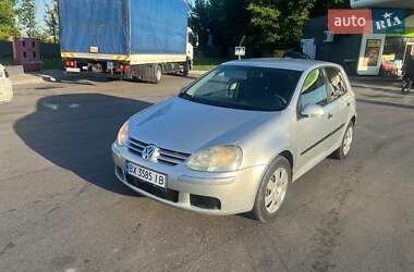 Хетчбек Volkswagen Golf 2004 в Рівному