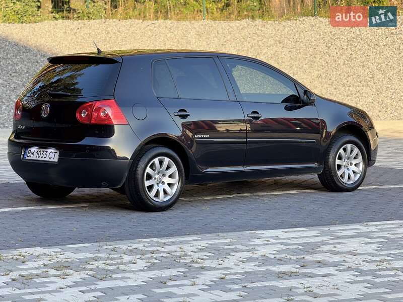 Хэтчбек Volkswagen Golf 2007 в Львове