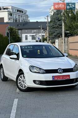 Хетчбек Volkswagen Golf 2010 в Кам'янському