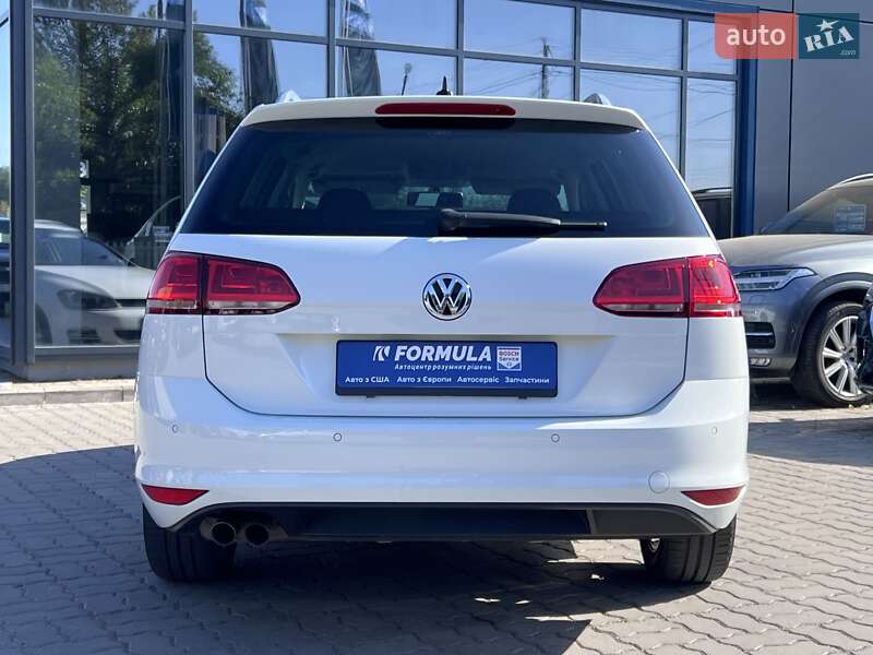 Універсал Volkswagen Golf 2014 в Нововолинську
