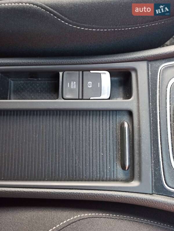 Хэтчбек Volkswagen Golf 2020 в Хмельницком