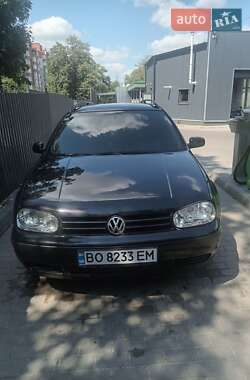 Універсал Volkswagen Golf 2003 в Тернополі