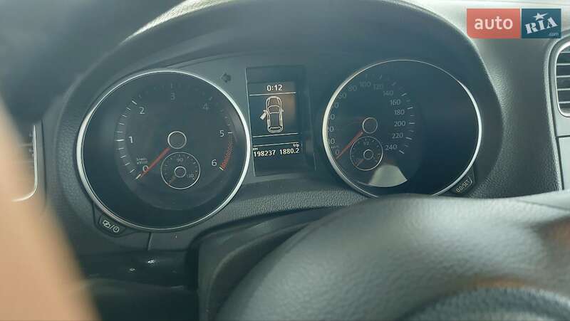 Универсал Volkswagen Golf 2013 в Каменец-Подольском