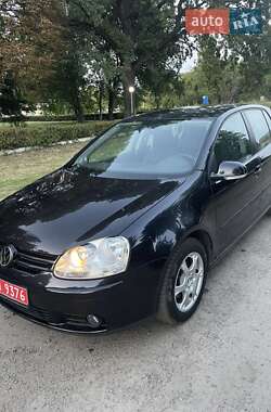 Хетчбек Volkswagen Golf 2005 в Луцьку