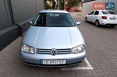 Хэтчбек Volkswagen Golf 2003 в Прилуках