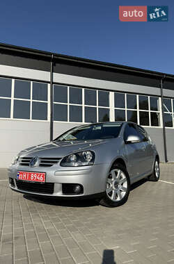 Хетчбек Volkswagen Golf 2005 в Бершаді