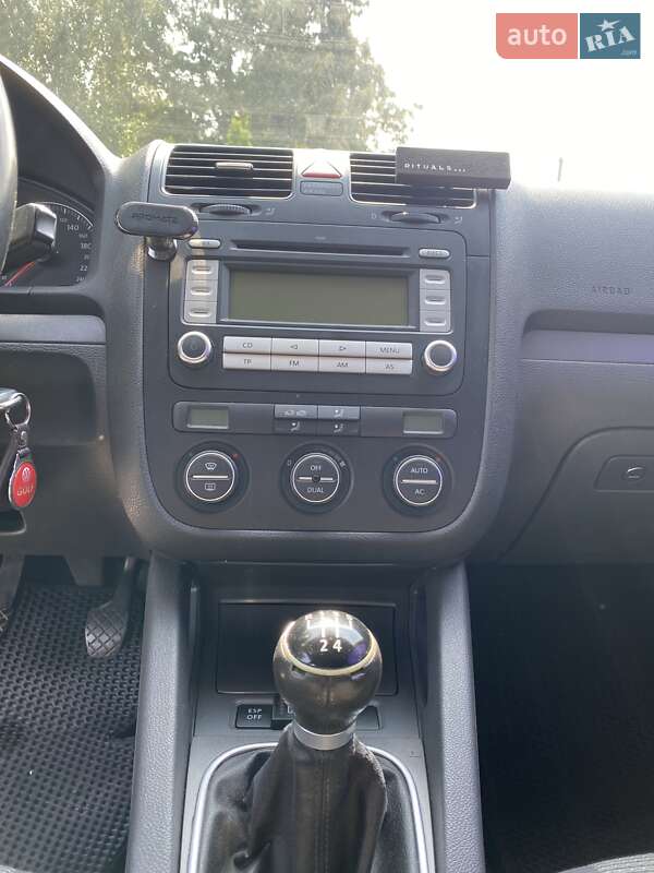 Универсал Volkswagen Golf 2008 в Софиевской Борщаговке