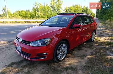 Универсал Volkswagen Golf 2015 в Полтаве
