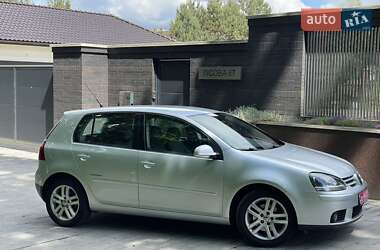 Хэтчбек Volkswagen Golf 2008 в Чернигове