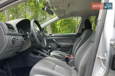 Хэтчбек Volkswagen Golf 2008 в Чернигове