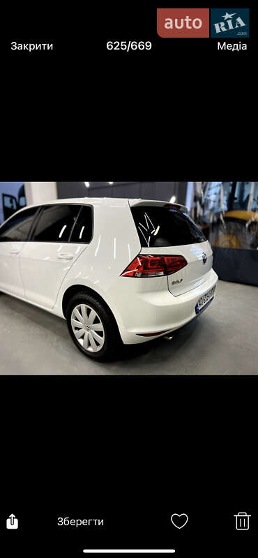 Хетчбек Volkswagen Golf 2014 в Мукачевому