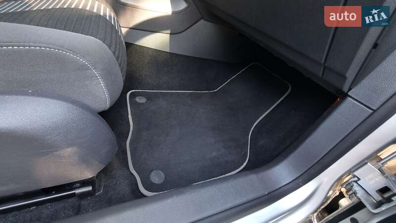 Хетчбек Volkswagen Golf 2008 в Подільську