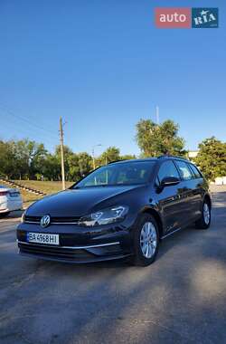Хетчбек Volkswagen Golf 2019 в Кропивницькому