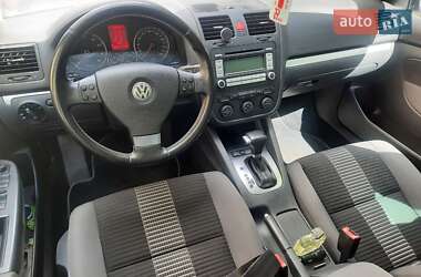 Хетчбек Volkswagen Golf 2009 в Києві