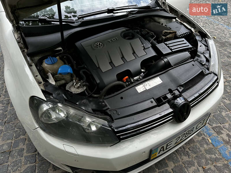 Универсал Volkswagen Golf 2011 в Днепре